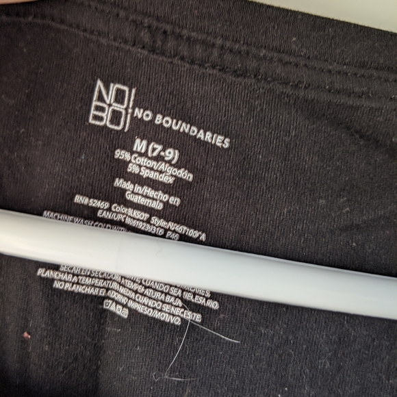 Tops - Picture 3 of 4